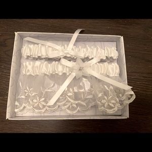 White Garter Set
